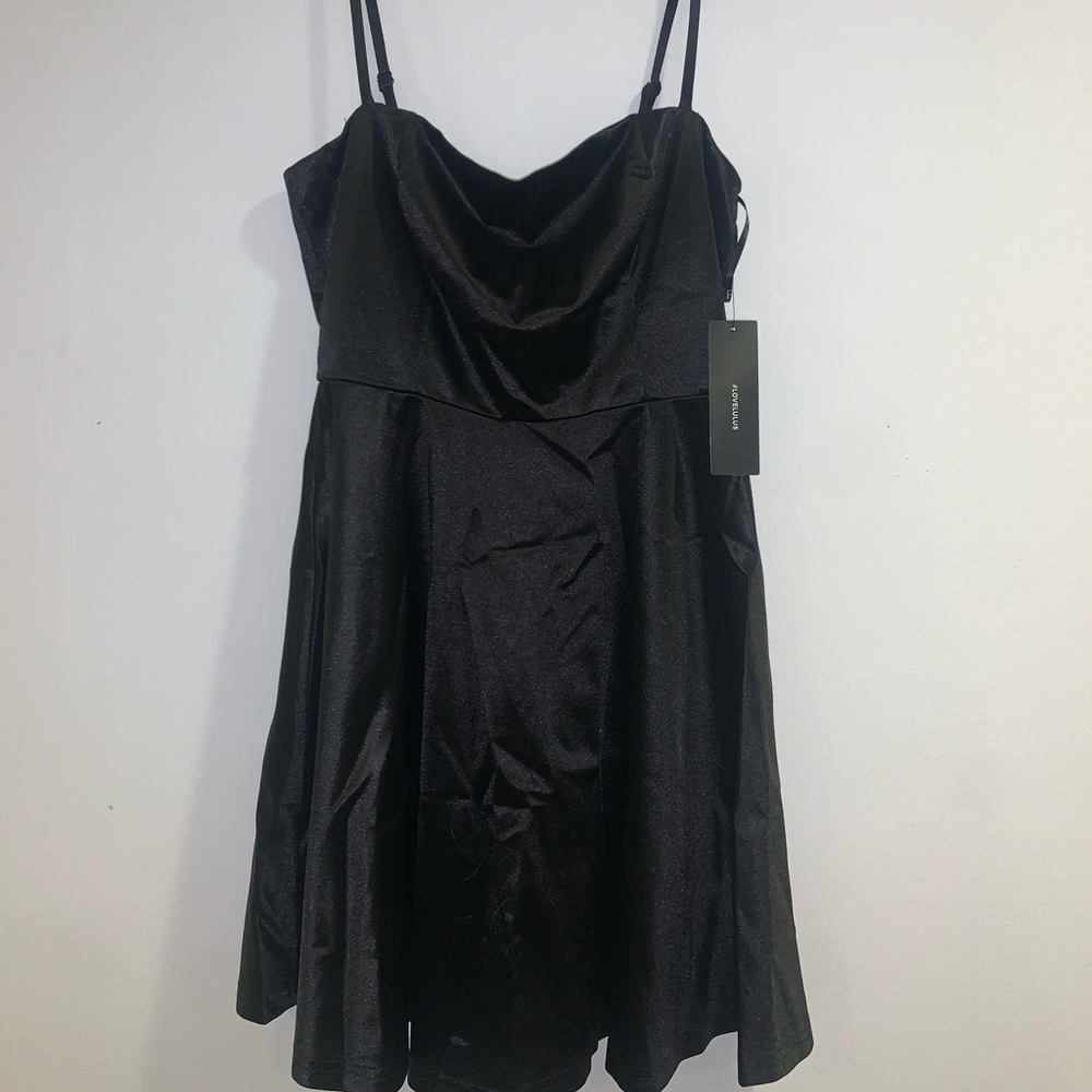 Lulus black dress